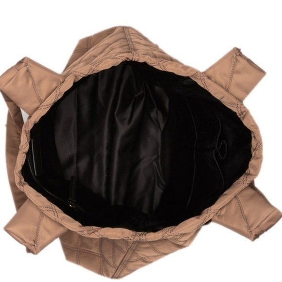 Sold ! Marc Jacobs Diamond Quilted Tote Bag - Picture 5 of 7